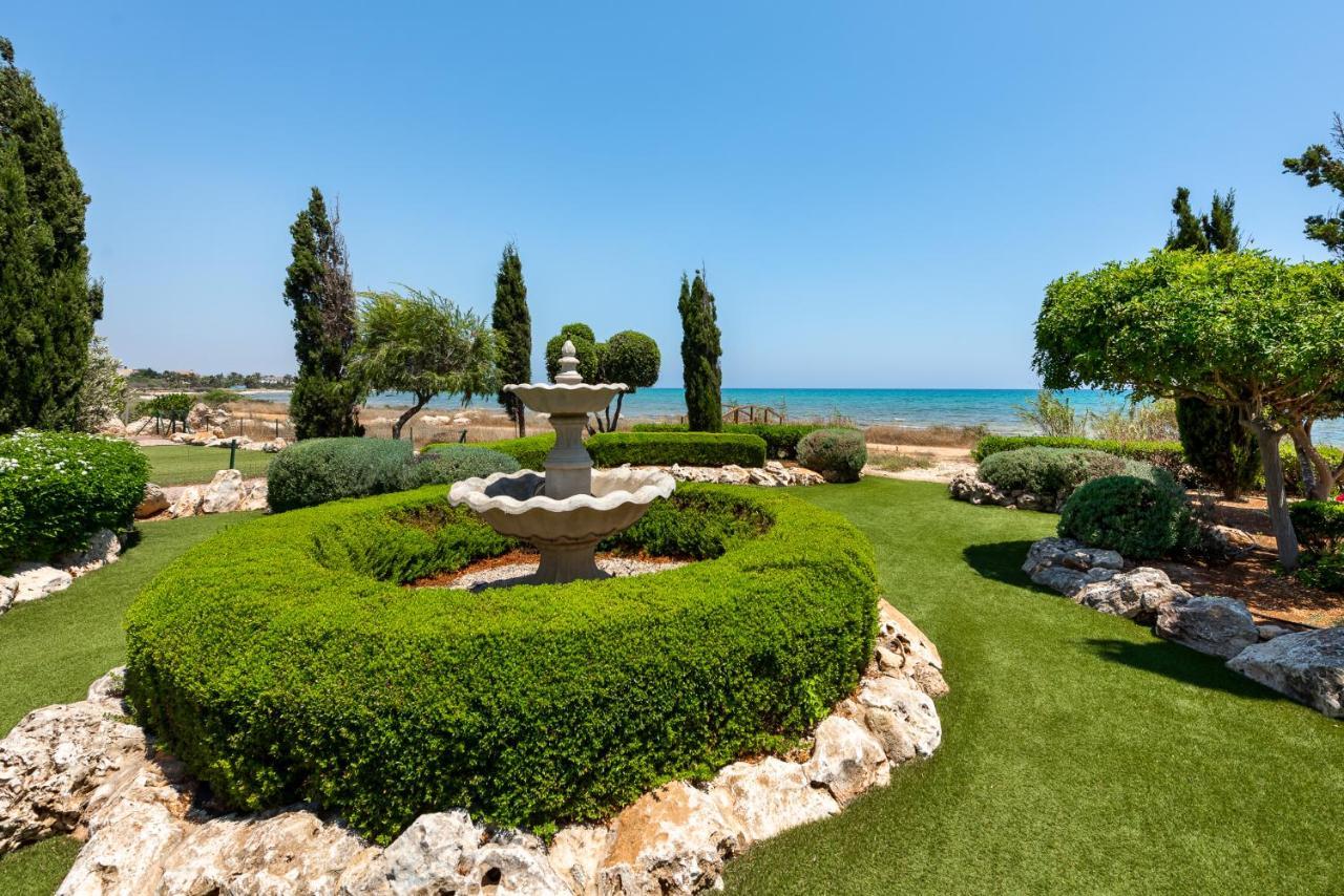 Sea Front Oceanus H3 By Ezoria Villas Ajía Nápa Kültér fotó